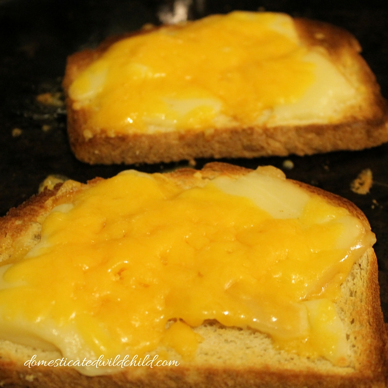 gruyere cheddar and tomato grilled cheese