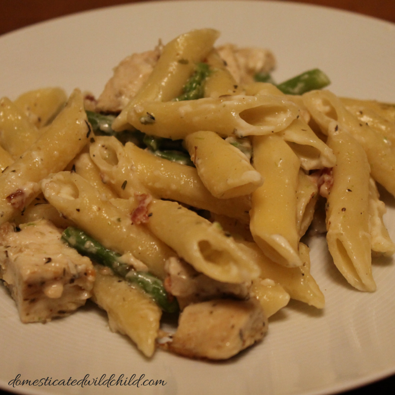cheesy chicken and asparagus pasta